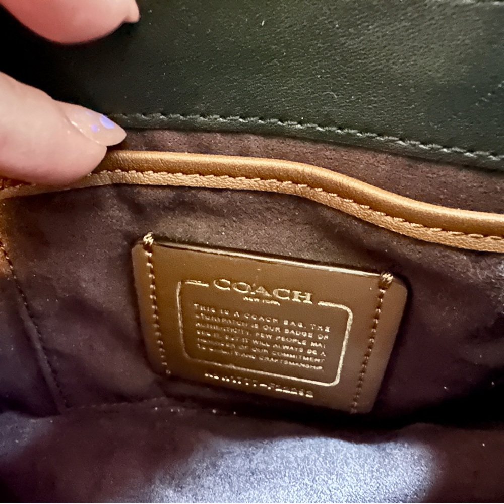 Authentic Coach Lex Purse - Picture 3 of 4